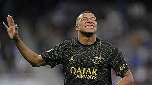 Kylian Mbappe informs PSG he will not trigger contract extension, AP source says