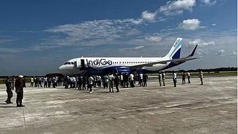 IndiGo cancels over 400 flights at various airports on Friday 