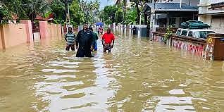 Heavy rains lash Kerala