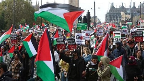 Around 3,00,000 join a pro-Palestinian rally in London, scores of counter-protesters arrested