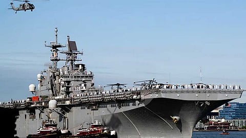 The US and British militaries launch massive strike against Houthis