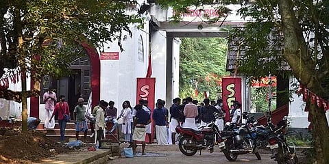 Maharaja's College
