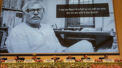 BJP, Opposition lock horns as political war to claim Thakur's legacy heats up