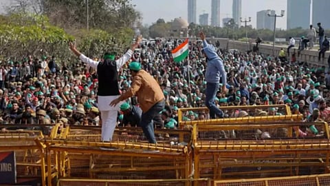 SKM slams govt's handling of farmers' protest, clarifies has not given 'Delhi Chalo' call