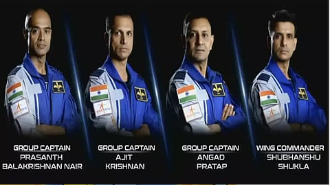 captain Prasanth (L) 