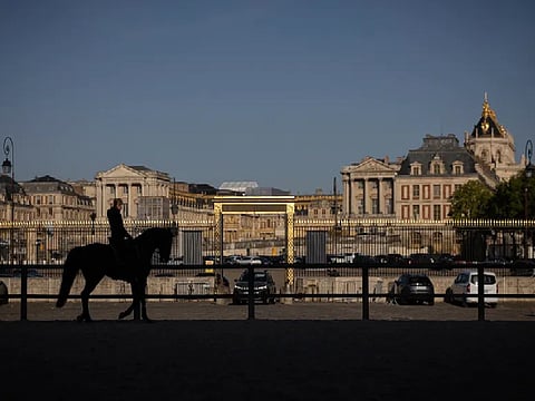 Horses show off in Versailles Palace Gardens 