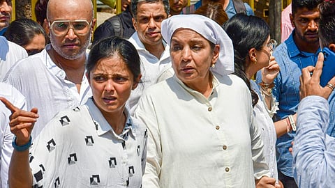 Actor Shabana Azmi attends funeral of Naresh Goyal's wife Anita Goyal at Chandanwadi crematorium, in Mumbai, Thursday, May 16, 2024. 
