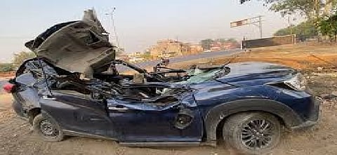 
Six dead as car hits truck in UP's Hapur

