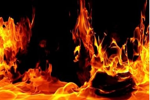 Fire breaks out in hotel in Pahalgam; man dies as reversing fire tender hits him