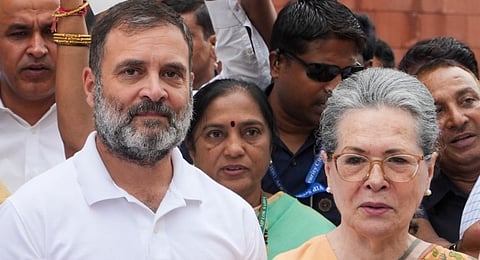  Rahul Gandhi , Sonia Gandhi,