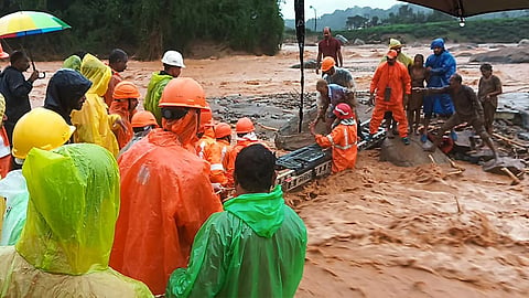 Wayanad Landslide: Rescue operation by NDRF and Army personnel