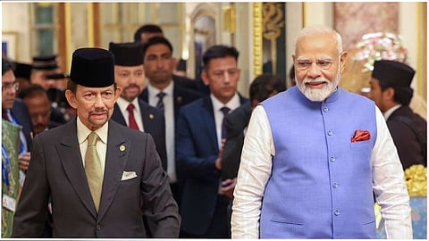 PM Narendra Modi with Brunei Sultan Hassanal Bolkiah at the Istana Nurul Iman Palace