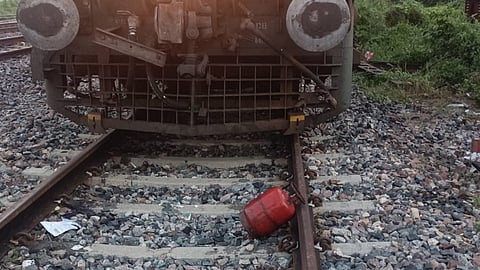 Empty gas cylinder was found on the tracks