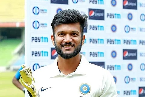 Veteran spinner Jalaj Saxena 
