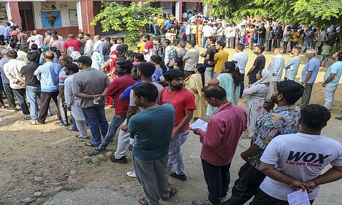 Polling underway for 43 seats in first phase of Jharkhand assembly elections, Guv casts vote