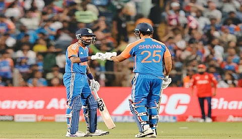 Pandya, Dube 