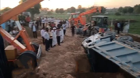 3 women labourers, child killed as dumper truck falls on them in Gujarat