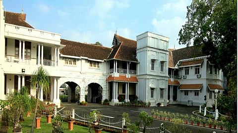 Raj Bhavan, Cliff House, airport in Kerala receive bomb threat
