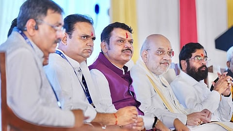 Patriotic song penned by Savarkar wins Maharashtra govt's award 