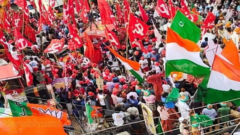 LDF - UDF roadshow for Nilambur bypoll