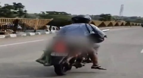 Man ties wife's body to motorcycle after fatal accident in Nagpur; video goes viral   