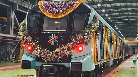 PM Modi  inaugurates final phase of Mumbai Metro Line-3