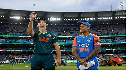 Australia opt to bowl against India