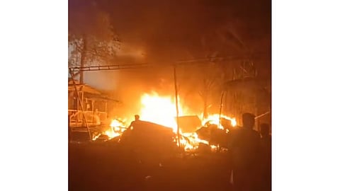 Fire breaks out at Thane banquet hal