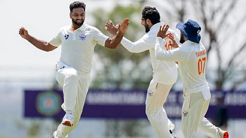 Sensational Nabi puts J&K in commanding position against Karnataka 
