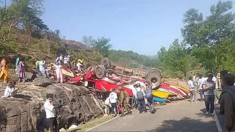 Bus rolls down hill in J-K's Udhampur; 21 dead