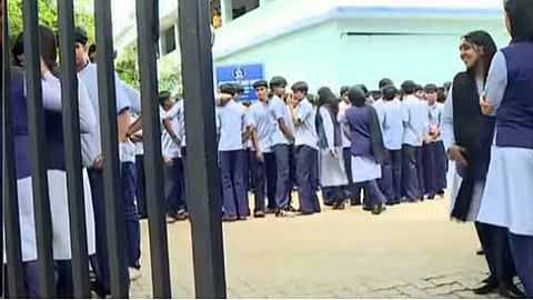 Protest at school in Malappuram after 14-year-old's suicide