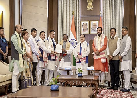 Assam Guv invites Himanta to form govt