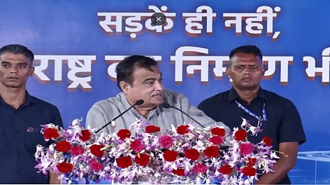 Gadkari inaugurates barrier less Mundka-Bakkarwala toll plaza on UER-II 