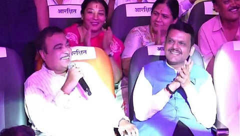 Fadnavis, Gadkari strike musical note at sports event in Nagpur, win applause