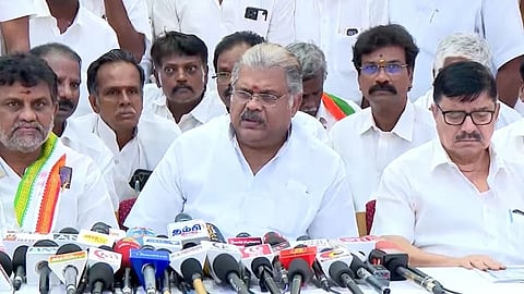 Tamil Nadu Congress (TMC) leader GK Vasan announces the exit from BJP-led National Democratic Alliance (NDA). 