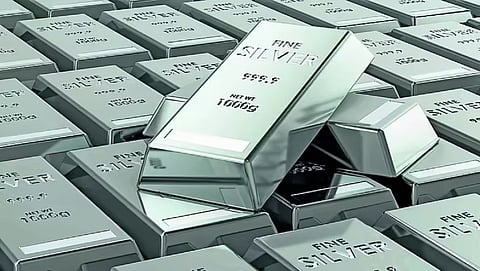 Silver futures sink 4 pc to Rs 2.28 lakh/kg 