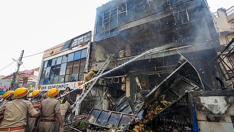 Lucknow fire: LDA issues demolition notice for Aliganj building