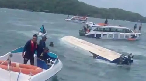 Rescue efforts in full swing at the Vietnam boat tragedy site