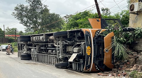 16 injured as bus overturns in Himachal's Kangra