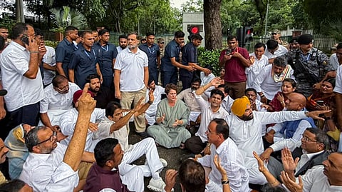 Opposition leaders condemn arrest of CJP leaders