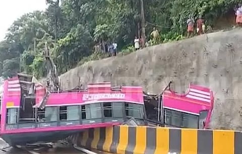 One dead, 26 injured in private bus accident in Kerala's Malappuram