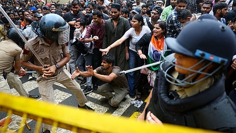 CJP propest lathicharge