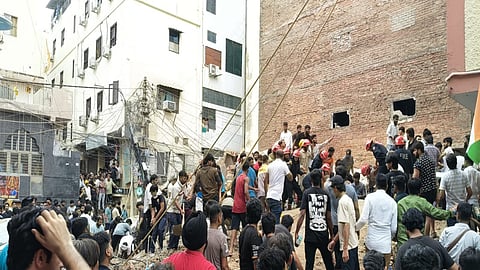 Building collapses in south Delhi's Satya Niketan; people rescued, search ops on