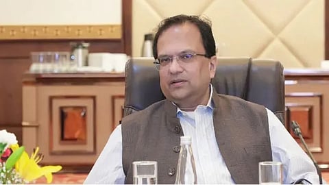 Union home secretary tenders unconditional apology to SC in contempt case