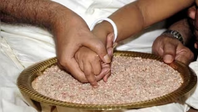 Thousands of toddlers take first steps into learning on Vijayadasami in ...