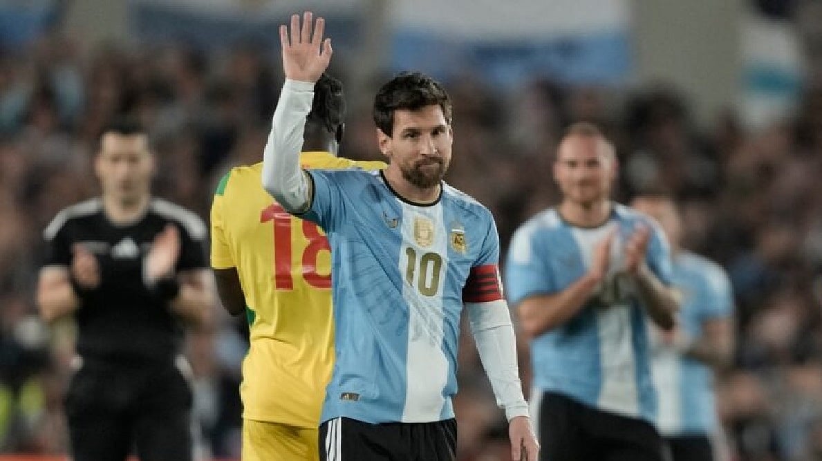 Argentina bids Messi farewell in final national team match, ending an era