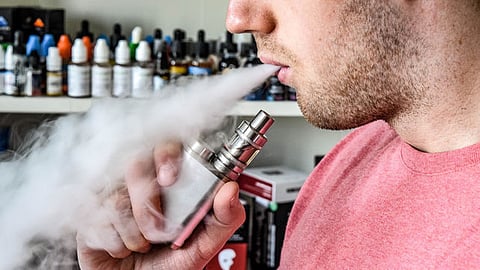 Coepris busca adecuar las leyes para el uso de vapeadores en Michoacán