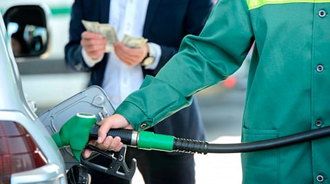 Gasolina en México se mantiene estable; Profeco revela estación con precio de $23.13