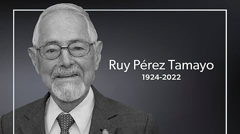 Pérez Tamayo fungió como profesor visitante en distintas universidades alrededor del mundo