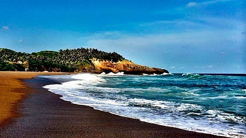 Las playas de Michoacán no presentan riesgo alguno para contraer enfermedades en la piel, conjuntivitis o padecimientos intestinales